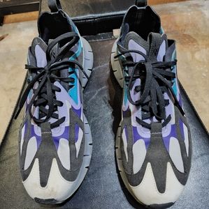 Reebok Zig Kinetica Leather 9.5